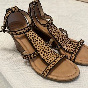 Dr. Scholl’s Cheetah/Leopard Wedges